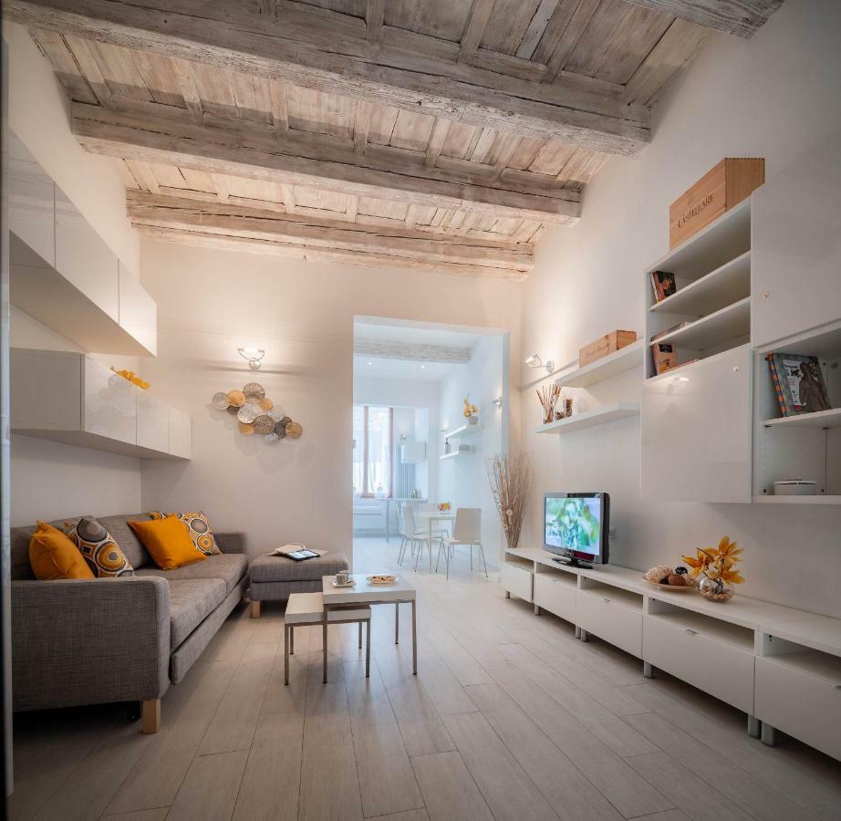 Novella White Apartment Florence Exterior photo