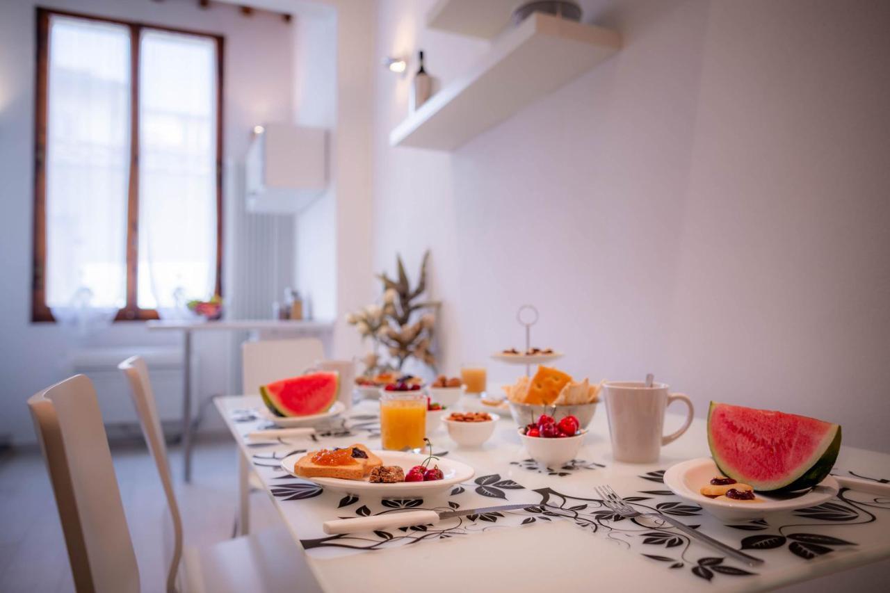 Novella White Apartment Florence Exterior photo